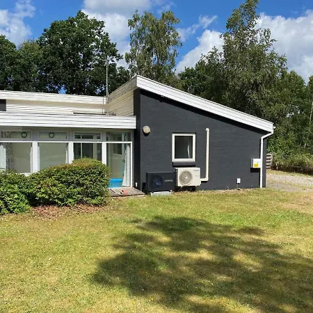 Сasa de vacaciones 7 Person In Rsted Kare